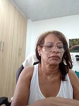 BustyMilf  online show from March 27, 12:50 pm