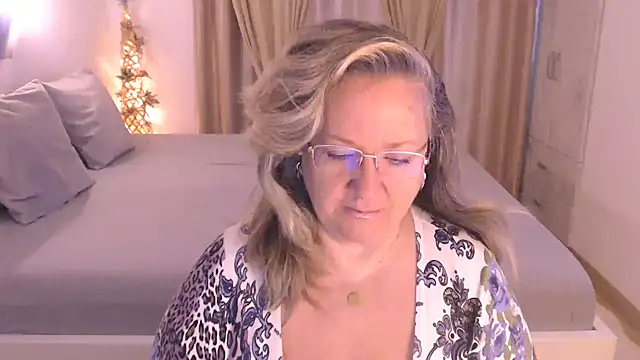 Raisshy online show from November 19, 6:57 am