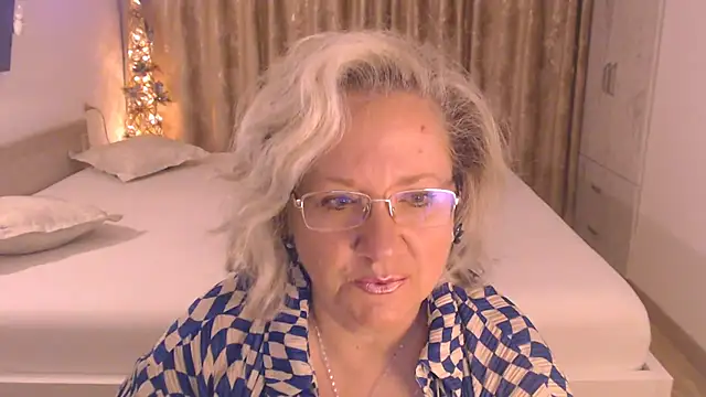 Raisshy online show from July 14, 2:05 am