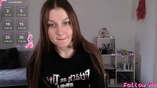 Snapshot of _Sweet_Lilit_ chatting on October 15, 9:45 am Sweet Lilit online show from October 15, 9:45 am