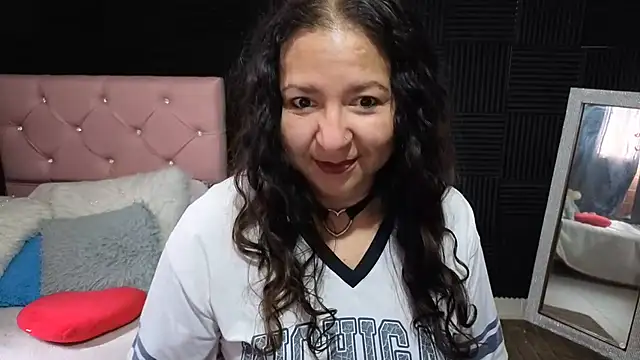 katifoxx online show from June 29, 4:39 pm