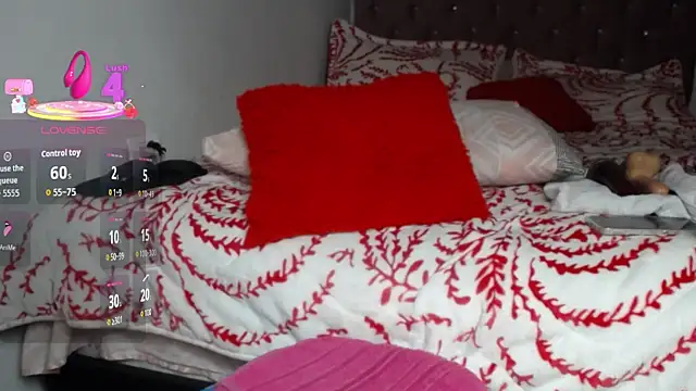 Snapshot of cristin_doll_ chatting on October 13, 8:11 pm cristin doll online show from October 13, 8:11 pm