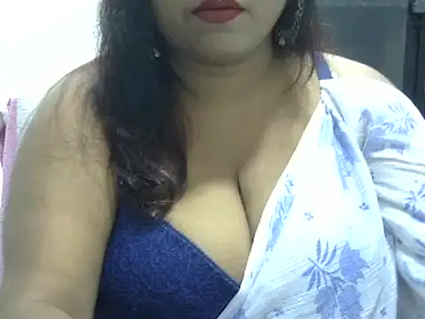 Snapshot of ROSEE_MERRYYYY chatting on October 12, 2:08 pm ROSEE MERRYYYY online show from October 12, 2:08 pm