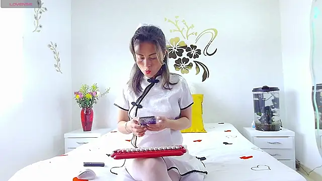 MarcelaFlores online show from July 3, 3:18 pm