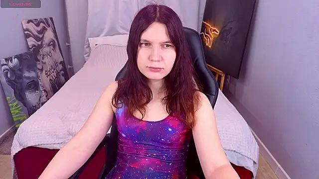 SabrinaLee online show from June 17, 5:20 am