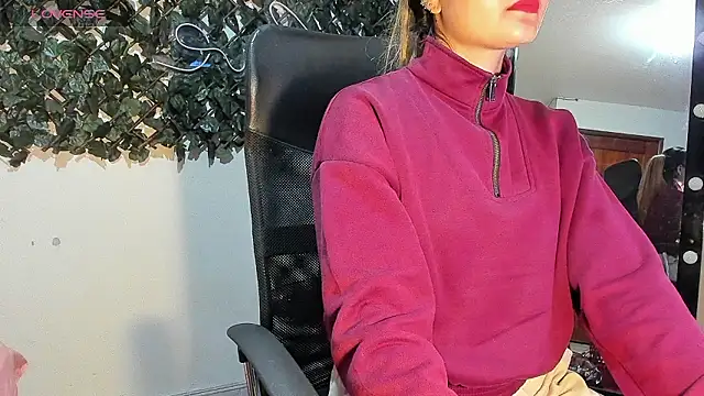 DestinyHills online show from January 12, 11:59 am