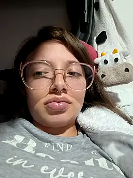 linda-schmidt online show from December 18, 2:27 am