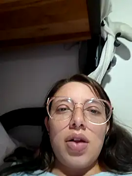 linda-schmidt online show from February 11, 2:58 am