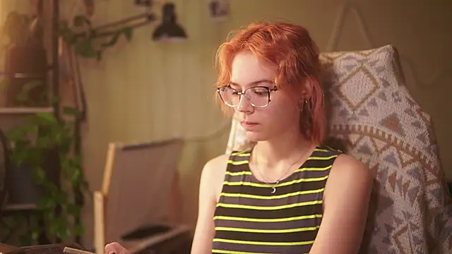 alyssa sweet online show from July 28, 5:49 am