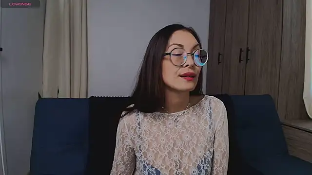 Swetisabella01 online show from July 28, 4:39 pm