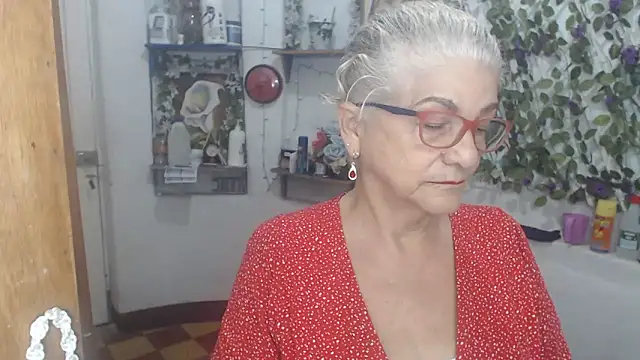 FunnyGrandma online show from May 5, 12:46 am