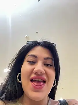 Wet  Bunny online show from June 11, 6:21 am