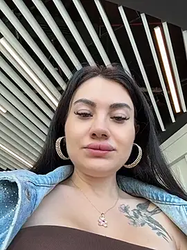 Wet  Bunny online show from July 3, 6:30 am