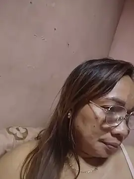 asianwet4u online show from July 8, 4:09 pm