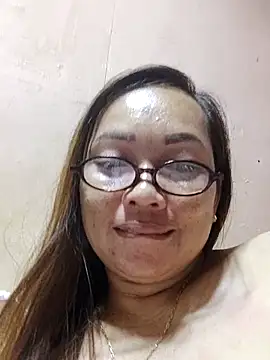 asianwet4u online show from July 28, 6:20 pm