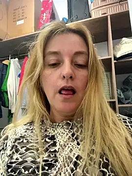 moniquerainx online show from January 13, 12:49 am