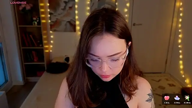 MilenaSaint online show from June 29, 3:57 am