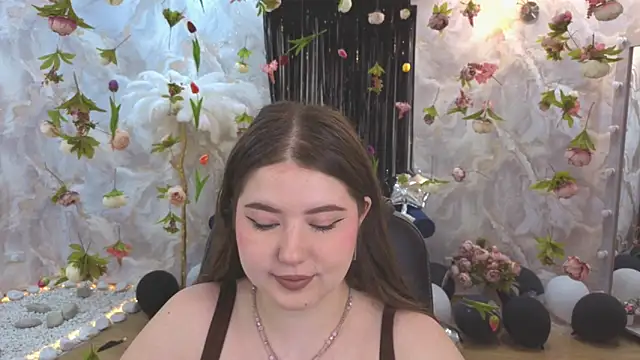 NicoleFoxery online show from July 22, 3:40 am