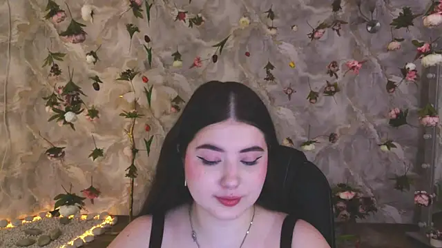 NicoleFoxery online show from March 14, 6:53 pm