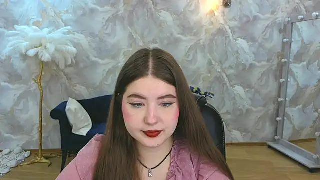 Snapshot of NicoleFoxery chatting on October 4, 3:34 am NicoleFoxery online show from October 4, 3:34 am