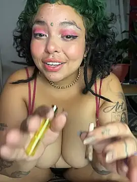 PrincessLauren420 online show from July 11, 10:15 am