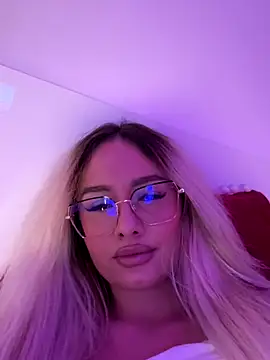 mollyxxx online show from November 7, 4:07 am