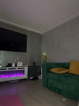 AlyaSeduce online show from June 21, 2:43 pm