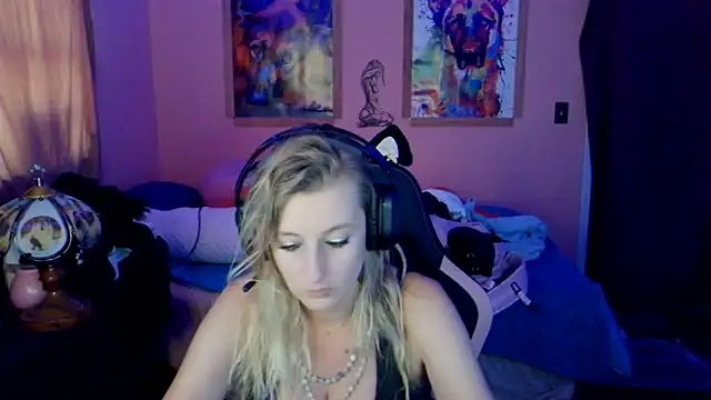 AsiaGoesPro online show from November 25, 7:58 pm