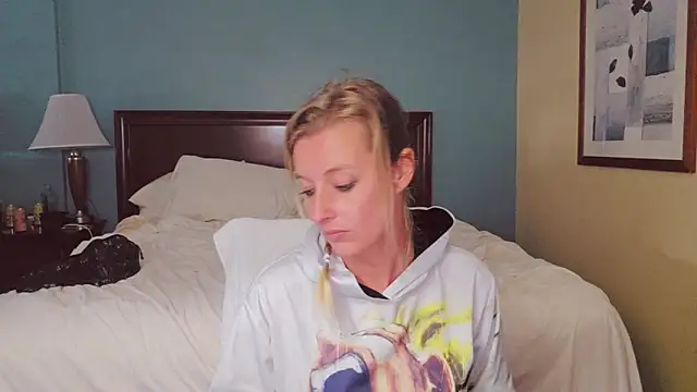 Snapshot of AsiaGoesPro chatting on September 30, 4:12 pm AsiaGoesPro online show from September 30, 4:12 pm