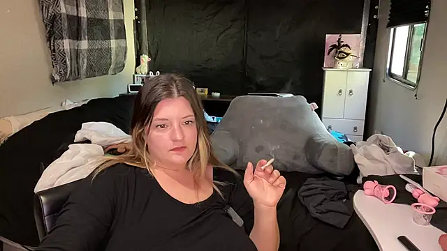 magicsparkles online show from December 16, 7:09 pm