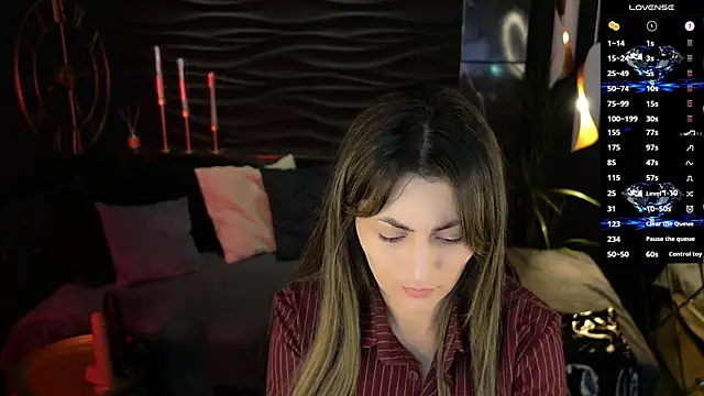 KylieMellow online show from July 24, 1:42 pm