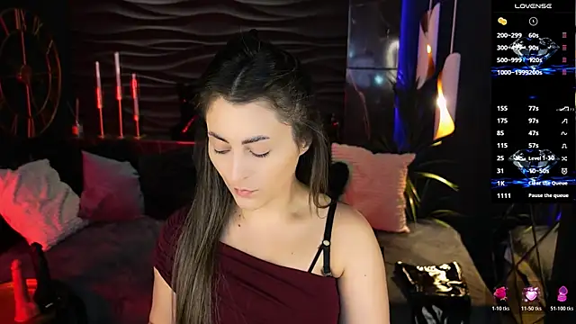 KylieMellow online show from July 3, 1:28 pm