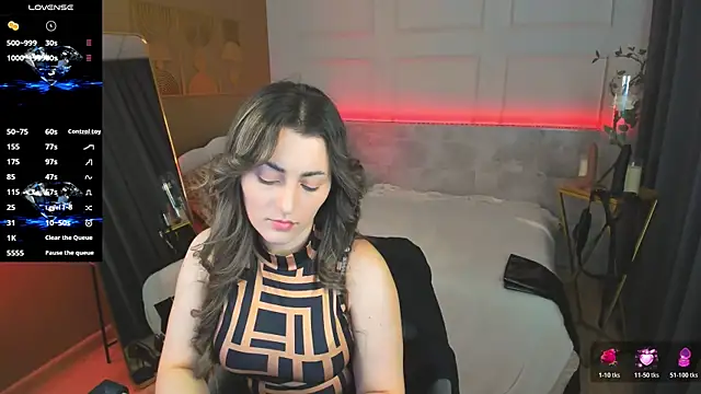 KylieMellow online show from June 11, 5:37 am