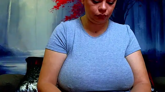 ElizabethEven online show from December 14, 5:52 pm