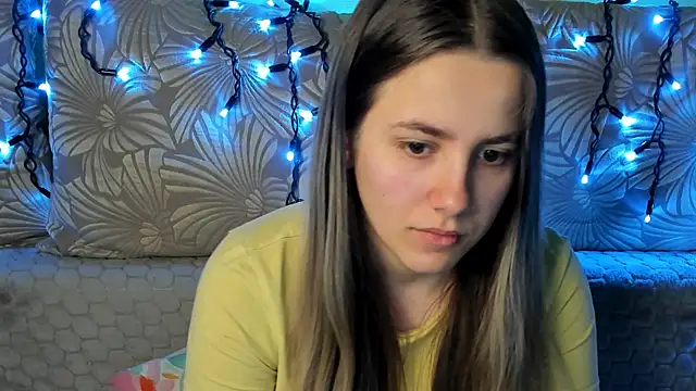 MaggieCake online show from February 23, 6:03 am