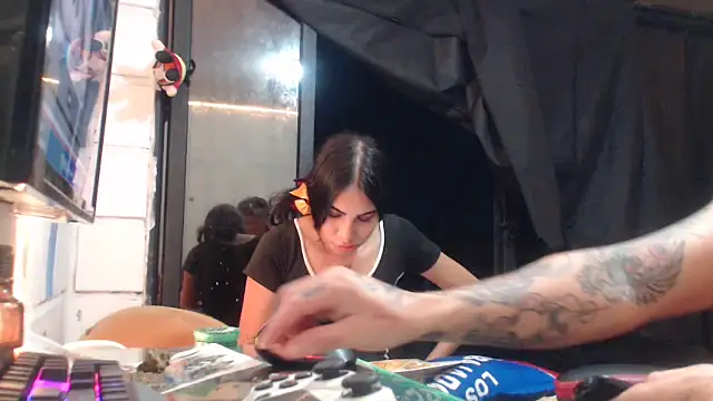 dounolimist777 online show from December 14, 2:17 am