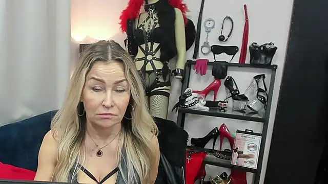 crystaLUX online show from March 6, 7:36 am