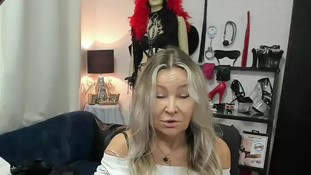 crystaLUX online show from June 15, 4:12 am