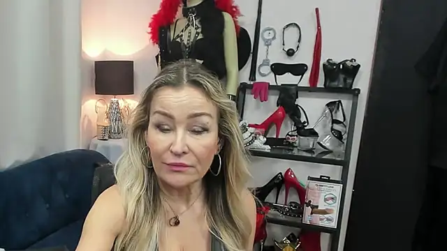 crystaLUX online show from February 25, 5:50 am