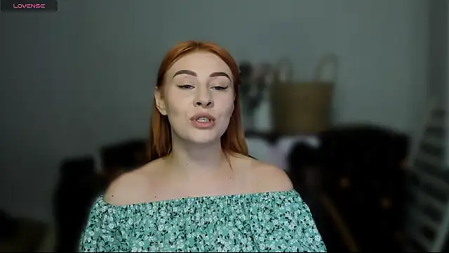 KindKristy online show from June 27, 4:57 am