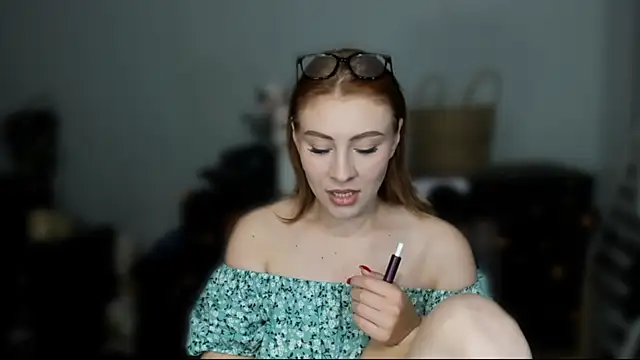 KindKristy online show from July 28, 5:27 am