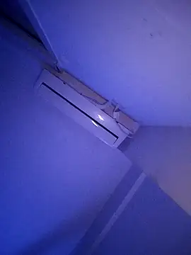 vamporasuccubus19777 online show from October 18, 3:31 am