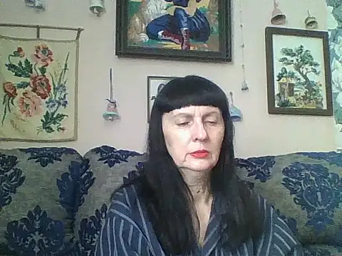 MelanyBanks online show from February 5, 9:56 am