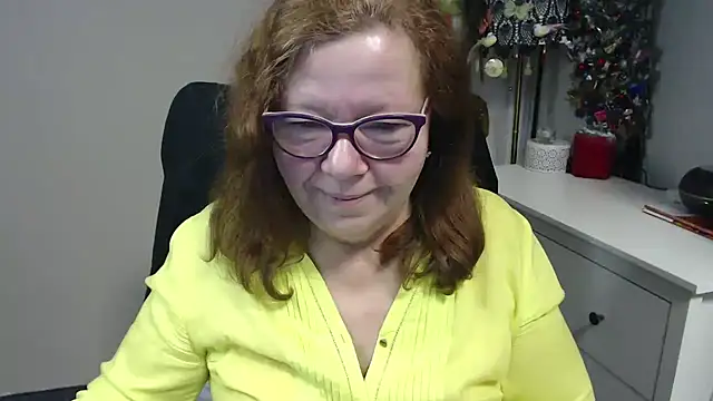 Adelewildx online show from January 14, 4:39 am