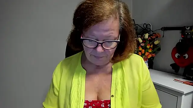 Adelewildx online show from July 16, 3:33 am