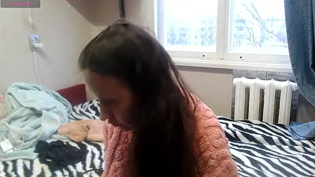 alisacucumber online show from December 3, 10:17 am