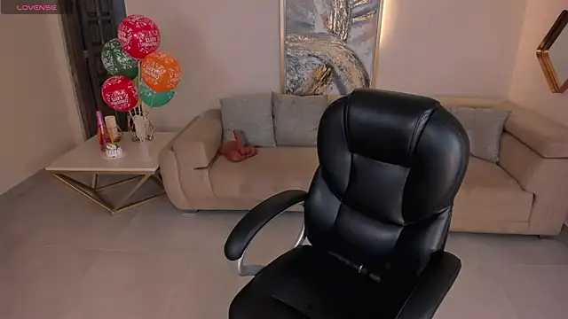 KylaMorrison online show from February 9, 11:56 am