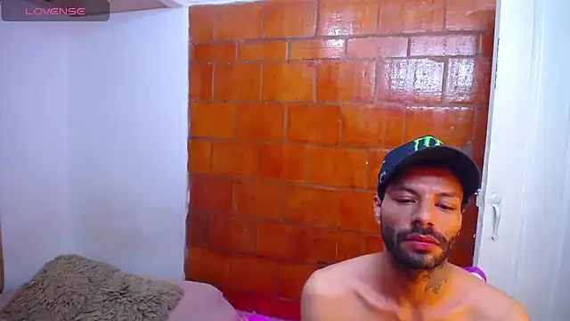 SexyKataShow online show from February 21, 9:15 pm