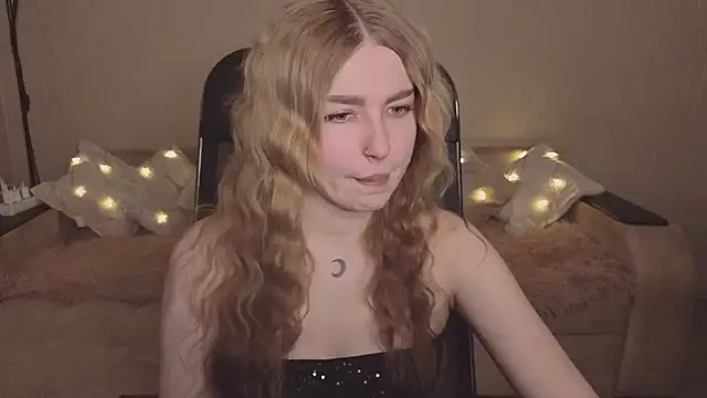 ViolettaLopez online show from February 12, 3:25 pm