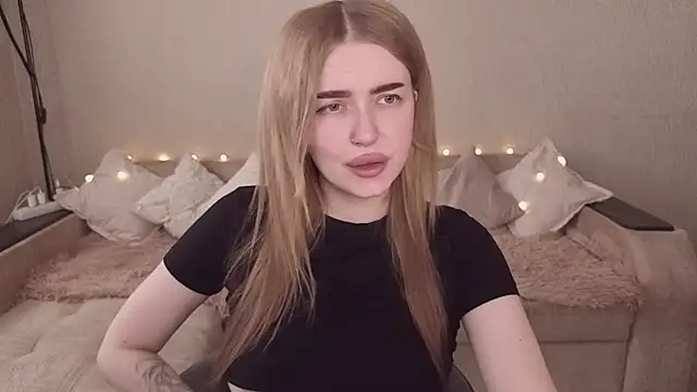 ViolettaLopez online show from July 5, 12:00 pm